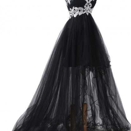 The Sleeveless Black Dress Elegantly Formal Ball..