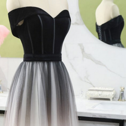 Black Prom Dress Long Length Velvet Fabric..