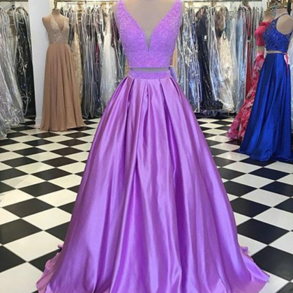 Light Purple Two Piece Prom Dress With V Neckline..