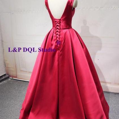 Gorgeous Satin Evening Dresses Sheer Neck With..