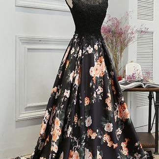 Stylish A Line Long Floral Printed Prom..