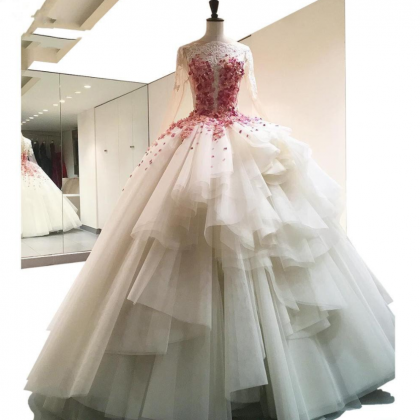 Gorgeous Tiered Tulle Ball Gown Wed..