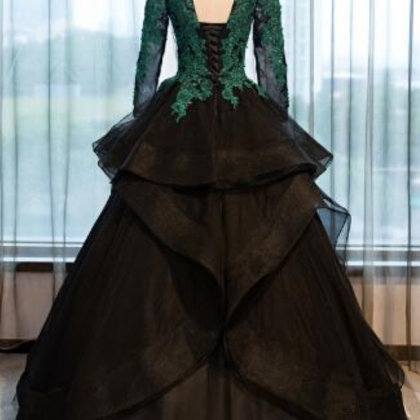 Black Long Sleeve Prom Dresses Costume Applique..