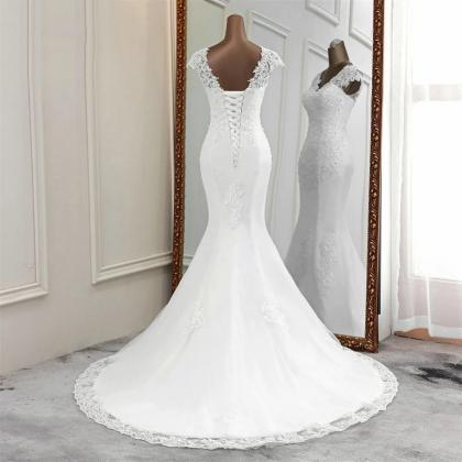 Wedding Dresses Elegant Mermaid Wedding Dress..