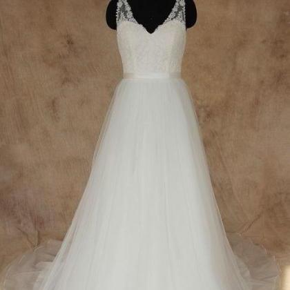 Plus Size Bridal Gown Beaded Lace Wedding Dress..