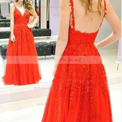 A-line V-neck Lace Tulle Sweep Train Appliques..
