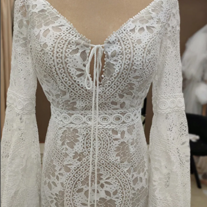 Lace Mermaid Wedding Dress | Long Flared Sleeve |..