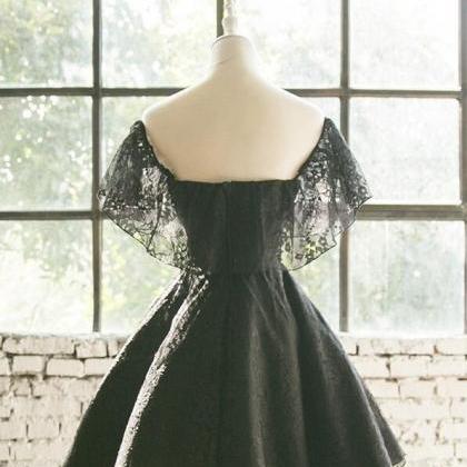 Elegant Ballgown Sweetheart Neck Off Shoulder Zipper Back Short Homecoming Dresses