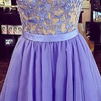 Charming Tulle And Appliques Short Graduation..