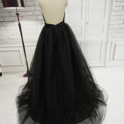 Elegant Black Halter Long Tulle Prom..