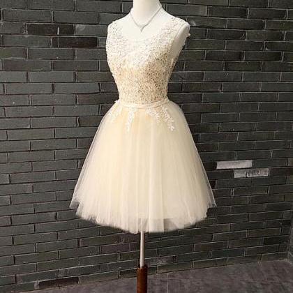 Elegant Sweetheart Lace Applique Beaded Tulle..