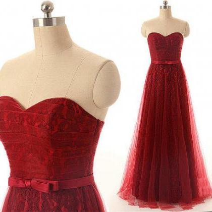 Sweetheart Strapless A Line Wedding Party Dress..