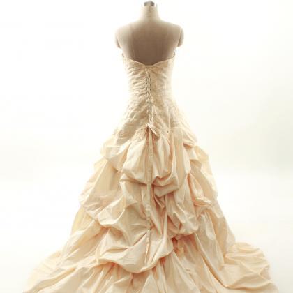 Ball Gown Taffeta Sleeveless Bridal Wedding Dress..