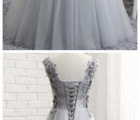 A-Line/Elegant Sleeveless Jewel Tulle Beading Floor-Length Two Piece Prom Dresses main image 0