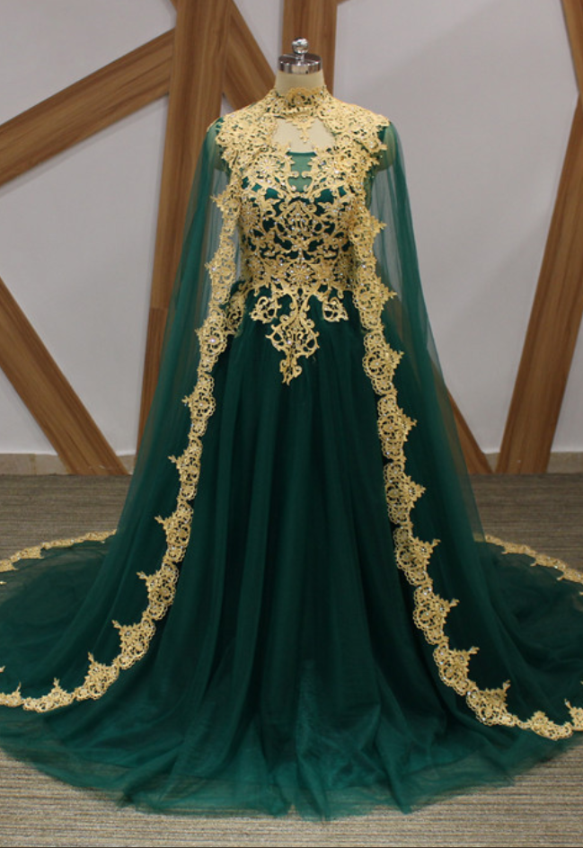 Long Prom Dresses 2018 Green Tulle A Line Arabic Party Gowns With Gold Lace Crystals A Line Cloak Floor Legnth Prom Dress