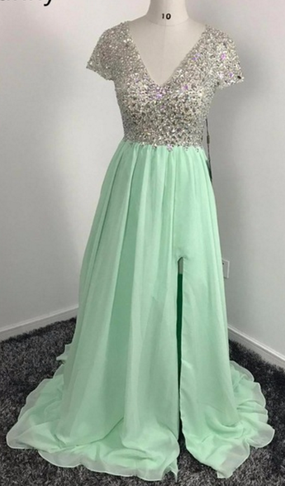 A Green Chiffon Ball Gown With A V-neck And Crystal Formal Dress Ball Gown