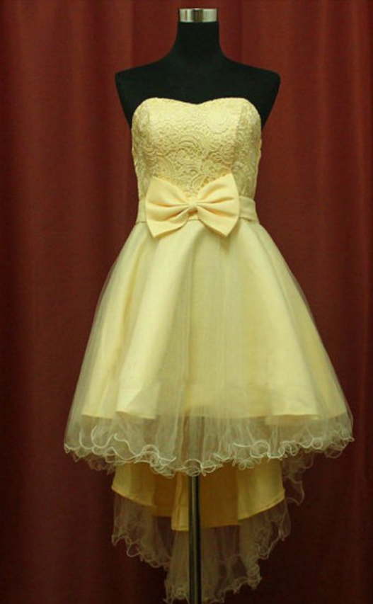 Yellow Sweetheart Tiered Tight Short Homecoming Dress With Bow main image 1