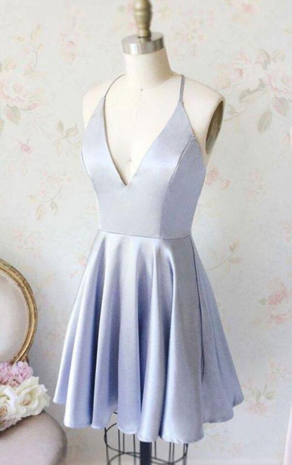 Lavender Short Homecoming Dresses, V Neck Ruched Graduation Dress