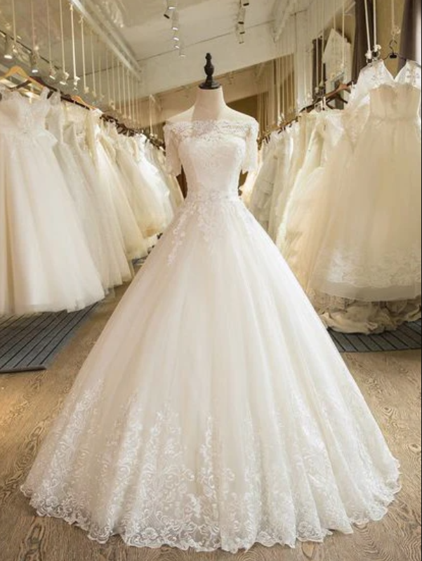 Beautiful Wedding Dresses Off-the-shoulder Ball Gown Lace Ivory Bridal Gown