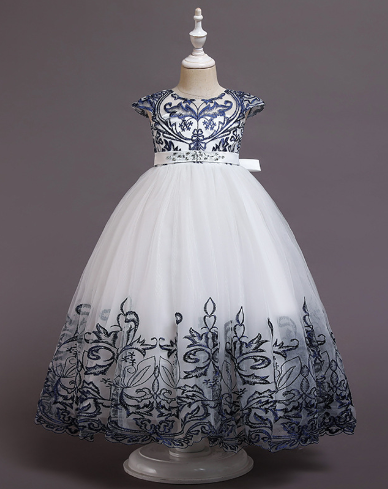 New children's dress princess skirt 2022 new mesh sleeveless tail dress