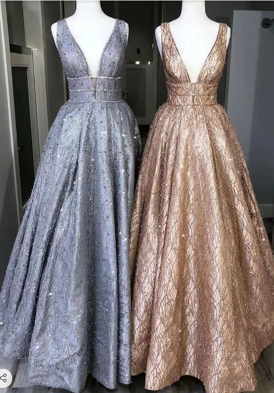 V-Neck Glitter Red Sweep/Brush Train Prom Dresses