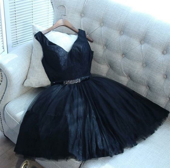 A-line Homecoming Dress,v-neck Homecoming Dresses,above-knee Homecoming Dress,black Homecoming Dress