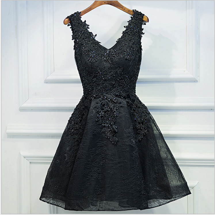 Black Homecoming Dresses With Appliques ,v Neck Homecoming Dresses,teens Homecoming Dress,sexy Prom Gown,cute Cocktail Dresses,sweet Gowns,short