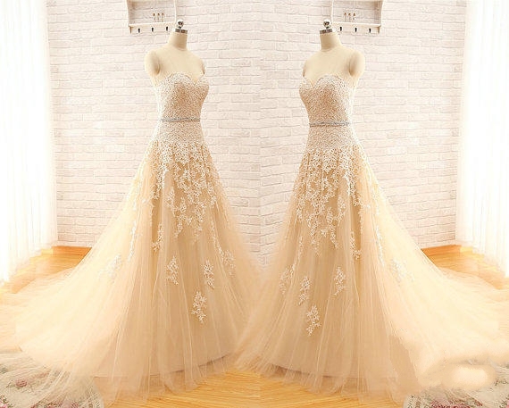 A Line Custom Made Sweetheart Strapless Elegant Tulle Lace Light Champagne Wedding Dress Wedding Gown Bridal Dress Wedding Dresses Charming