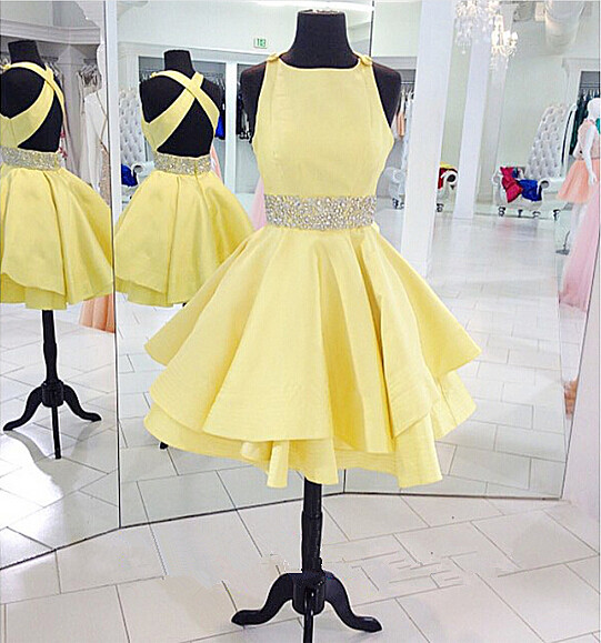 Round Neck Yellow Homecoming Dress Women Beading Short Prom Dress