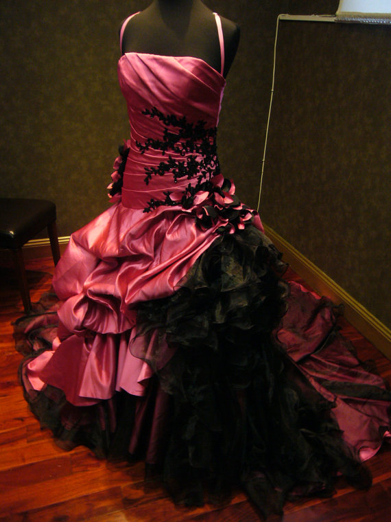 Elegant Real Image Gothic Dark Red Wedding Dresses Vestidos De Novia Mermaid Appliques Ruffle Lace Up Bridal Gowns