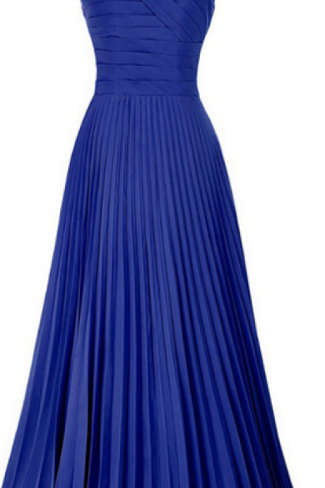 A Sleeveless Blue Gown With An Elegant Formal Ball Gown Gown Gown With A Tuxedo Dress Gown With A Crystal High Slit Gown
