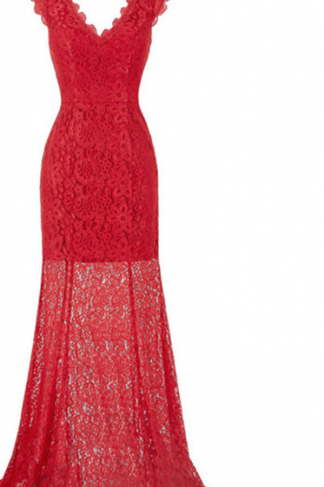 The Sleeveless, Prom Gown With A Red Lace Evening Gown And Gown