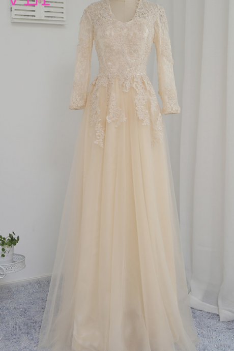 Champagne Dinner Dress, V-neck Long-sleeved Tulle, Lacy Evening Gown Ball Gown Ball Gown