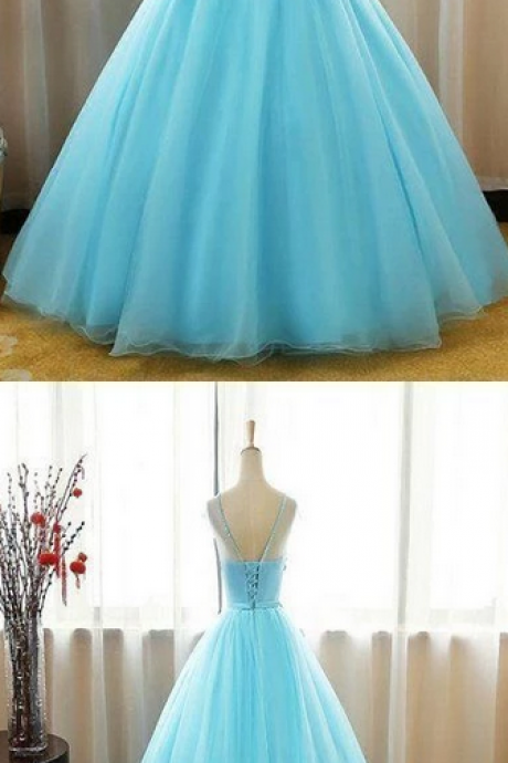 Exquisite Ball Gown Scoop Neckline Sleeveless Appliqued Long Prom Dresses
