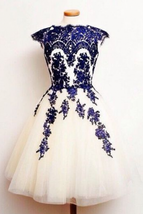 Charming Homecoming Dress,Appliques Homecoming Dresses, O-Neck Short Prom Dress ,Party Gowns