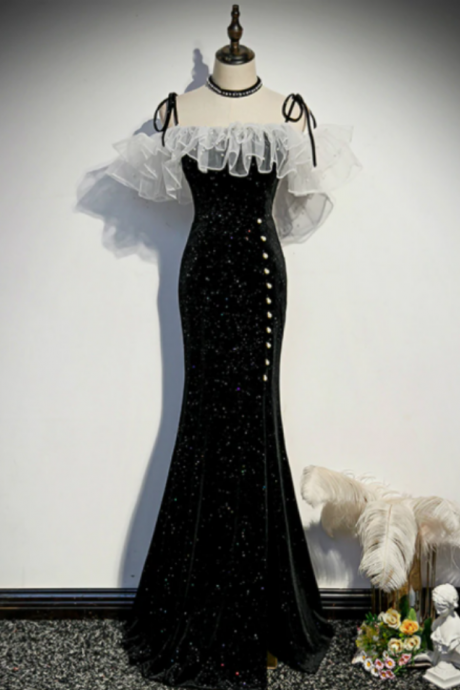 Black Mermaid Sequins Spaghetti Straps Pearls Prom Dress