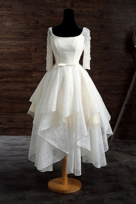 Vintage A-line Scoop Neck Short Lace Wedding Dress With Appliques Lace 