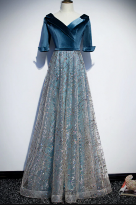 Blue Tulle V-neck Short Sleeve Sequins Prom Dress