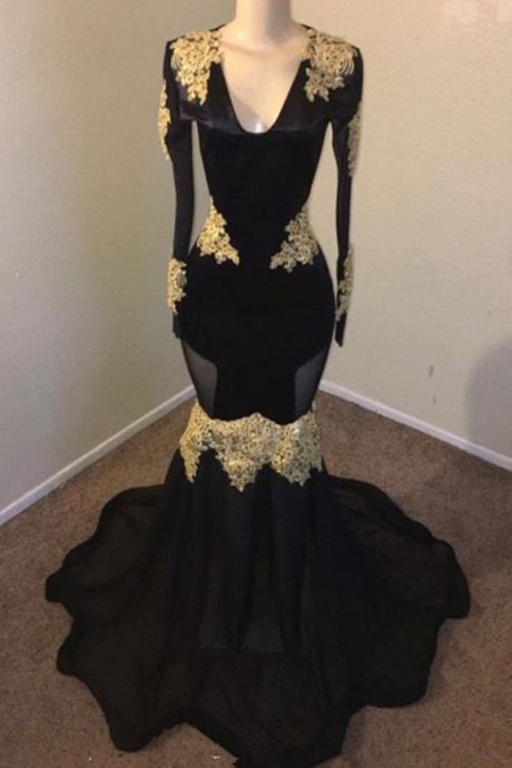 2019 Black Deep V Neck Satin Mermaid Prom Dresses Long Sleeves Gold Lace Applique Floor Length Formal Party Evening Gowns