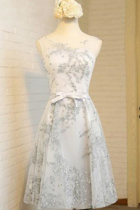 A-Line Bateau Knee-Length Tulle Homecoming Dress With Appliques,Sequined Sleeveless Party Gown with Belt,Grad Dresses