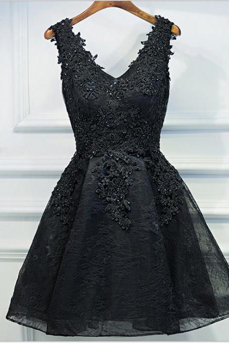 Black Homecoming Dresses With Appliques ,v Neck Homecoming Dresses,teens Homecoming Dress,sexy Prom Gown,cute Cocktail Dresses,sweet Gowns,short