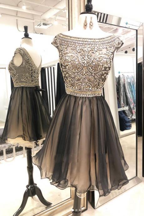 Luxury Beaded Scoop Neck Short Homecoming Dress, A Line Women Party Gowns ,short Cocktail Party Gowns