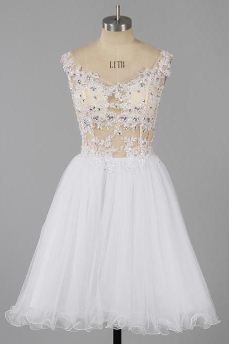Sexy Off-the-shoulder Homecoming Dresses, See-through White Homecoming Dresses With Amazing Lace Appliques, A-line Tulle Homecoming Dress
