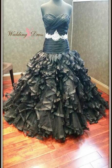 Elegant Gothic Wedding Dresses Vestidos De Novia Mermaid Black Sweetheart Tiered Ruffle Lace Up Wedding Dress Bridal Gowns