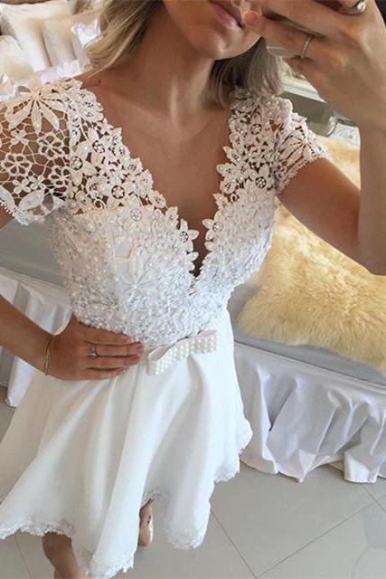 White Causal Homecoming Dress,lace Prom Dresses,lace Homecoming Gowns,simple Sweet 16 Dress,homecoming Dresses,birthday Party Gown For Teens