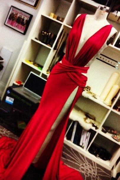 A Line Prom Dresses,princesses Prom Dress,red Prom Gown,slit Prom Gowns,elegant Evening Dress,modest Evening Gowns,simple Party Gowns,split Prom
