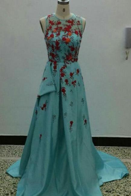Elegant Blue Sleeveless Chapel Party Prom Dress With Red Embroidery
