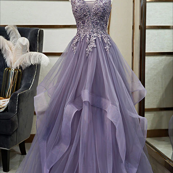 Elegant Gown Formal Winter Ball Dresses Purple V Neck Tulle Lace Long Prom  Dress 2025 Tulle