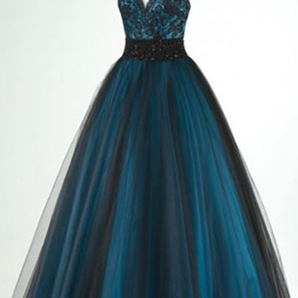 Spaghetti Straps V-neck A-line Prom Gown With Lace Bodice on Luulla